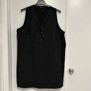 Elegant stylish dress mini, plus size 28, w/Faux Leather tie in front.